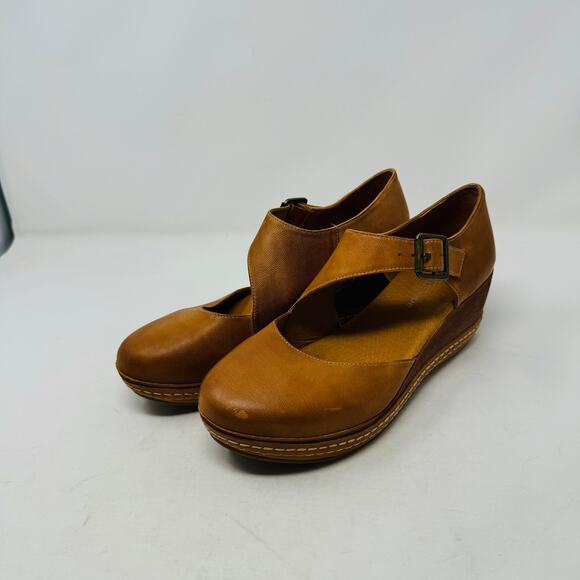 Antelope Tan Suede Wedge Sandals - Picture 15 of 15